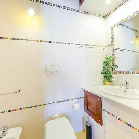 Madonie Holidays شقة *