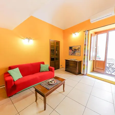 Madonie Holidays * تْشيفالو