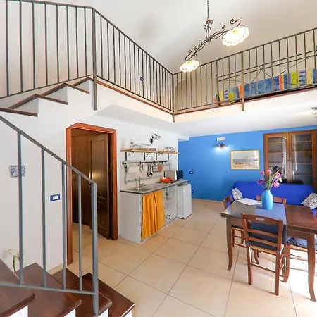 Madonie Holidays * تْشيفالو