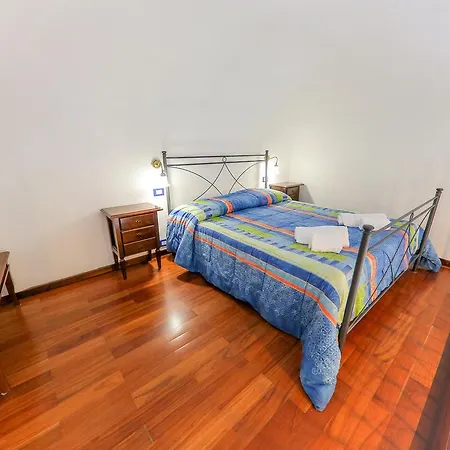 Madonie Holidays * تْشيفالو